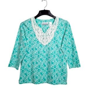 Alfred Dunner Top Womens PS Greenl White V-Neck‎ 3/4 Sleeve Swirl Print Crochet